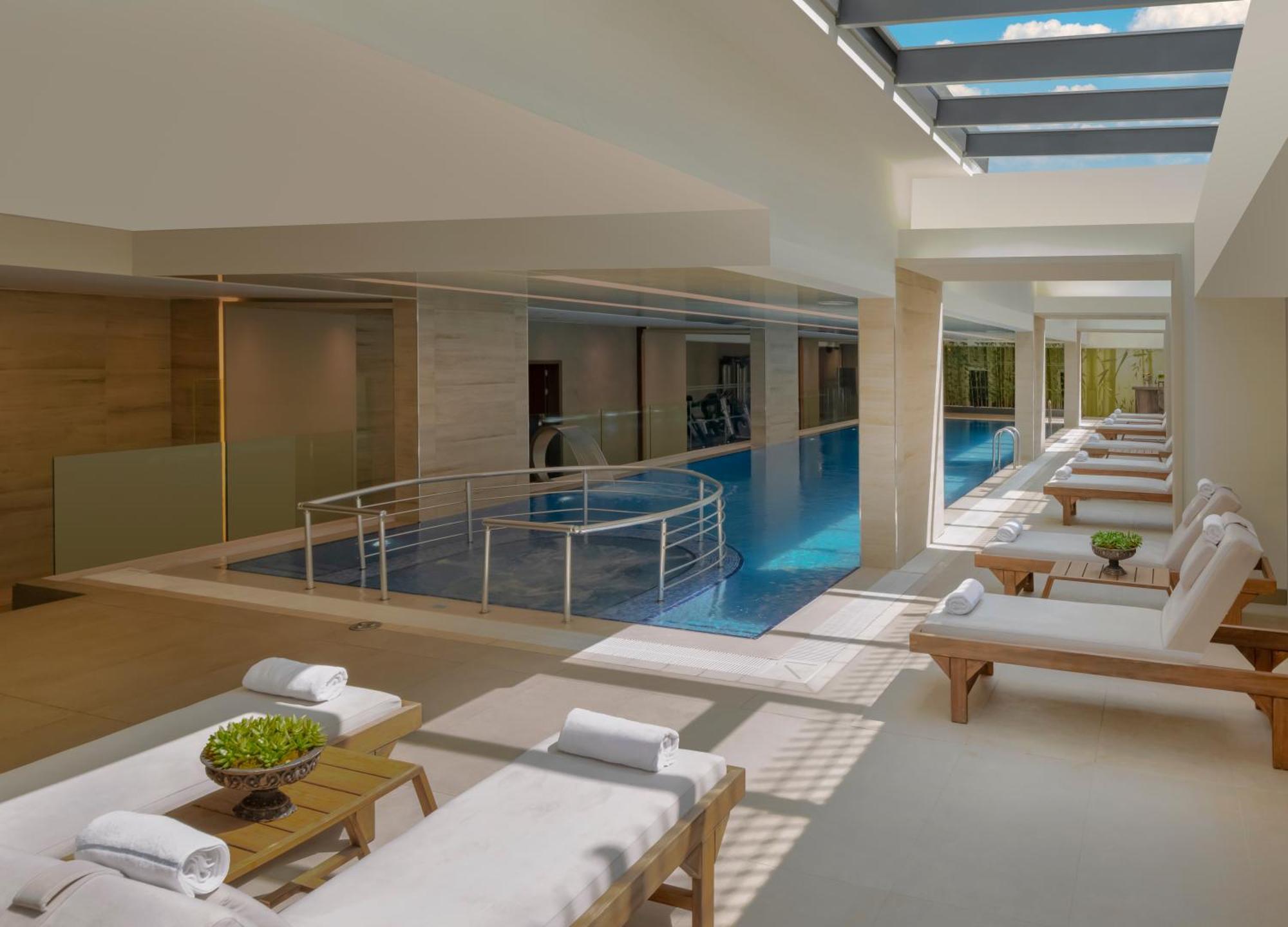 Movenpick Living Istanbul West Hotel Exterior foto