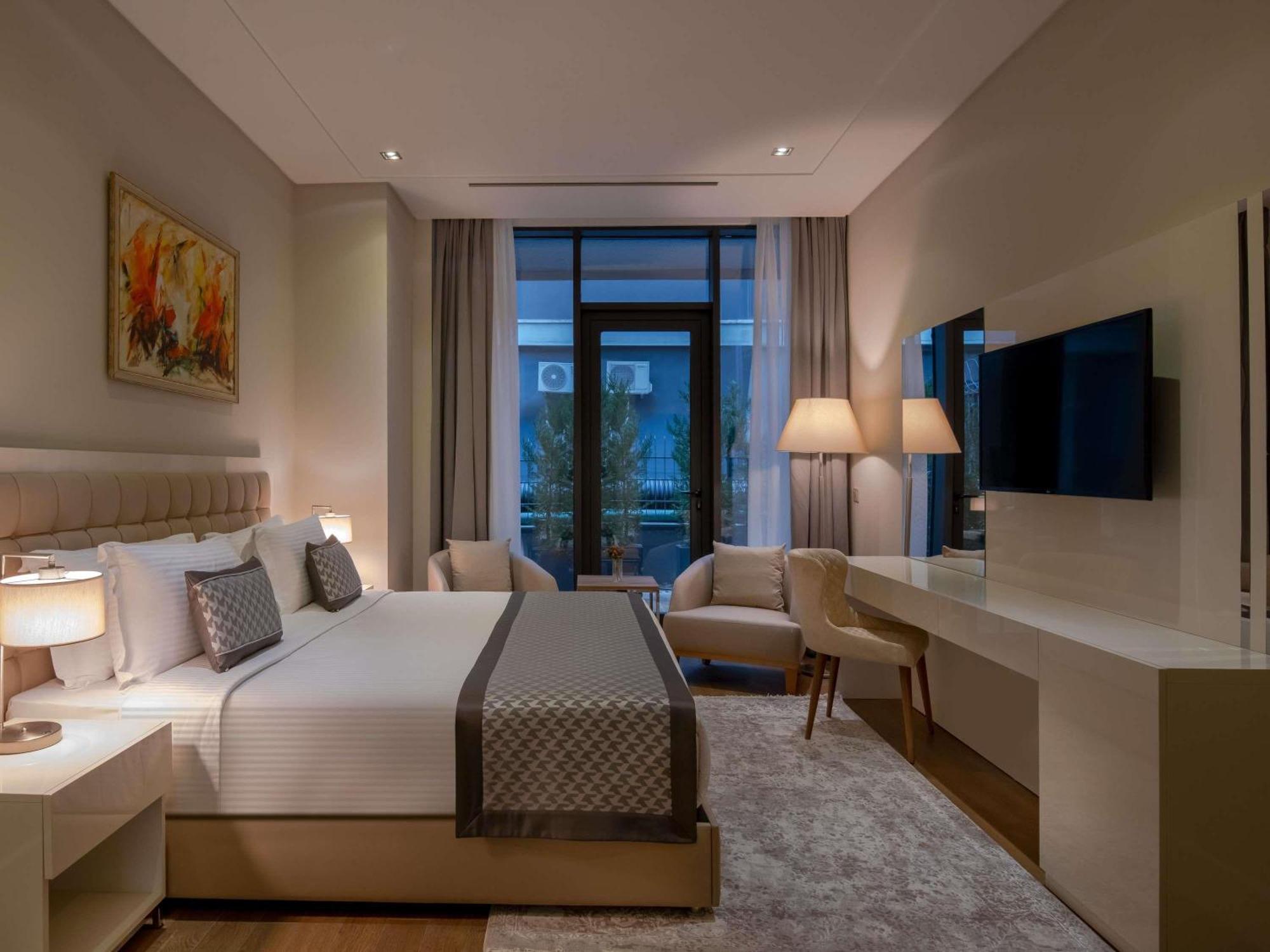 Movenpick Living Istanbul West Hotel Exterior foto