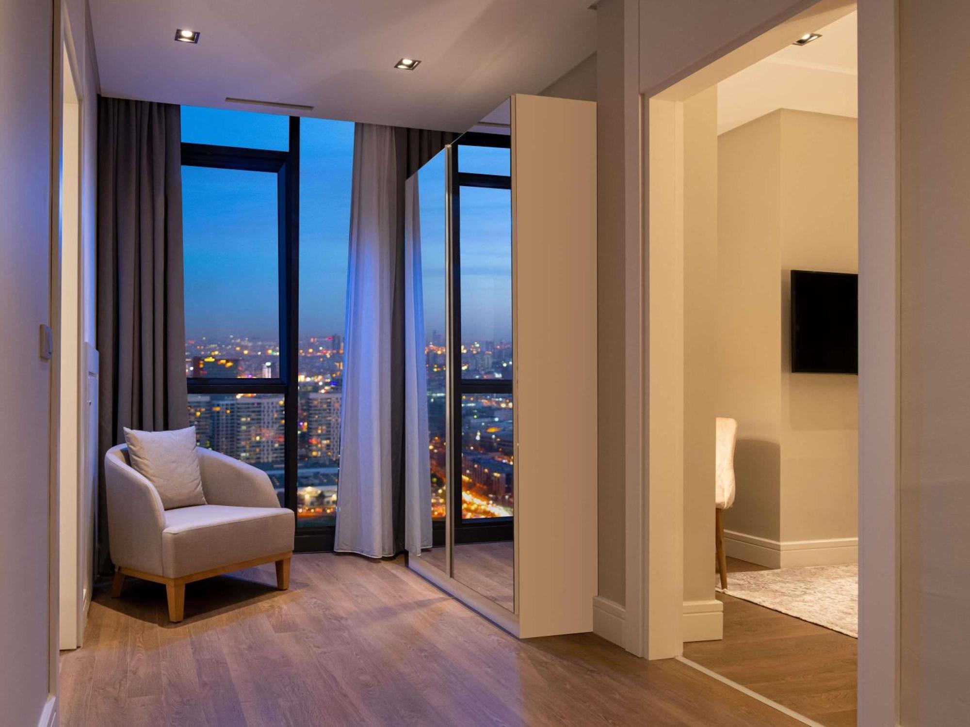 Movenpick Living Istanbul West Hotel Exterior foto